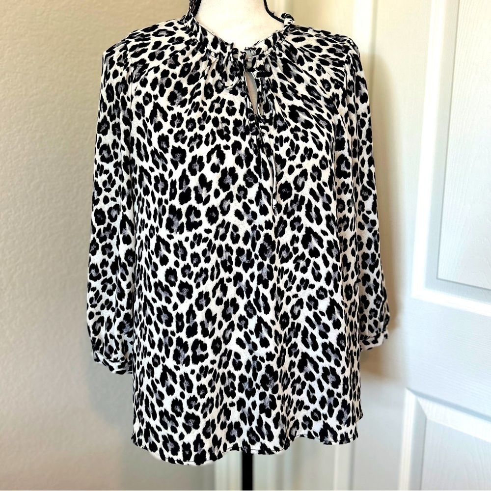 Vince Camuto Animal Print Blouse Size Large Black & Cream Polyester
